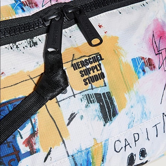 NWT Herschel Supply Co.x Basquiat HS9 Hip Pack - Picture 4 of 5